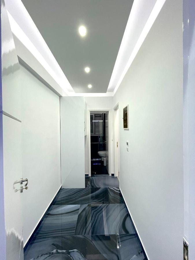 Rafina'S Luxury Apartment Eksteriør bilde